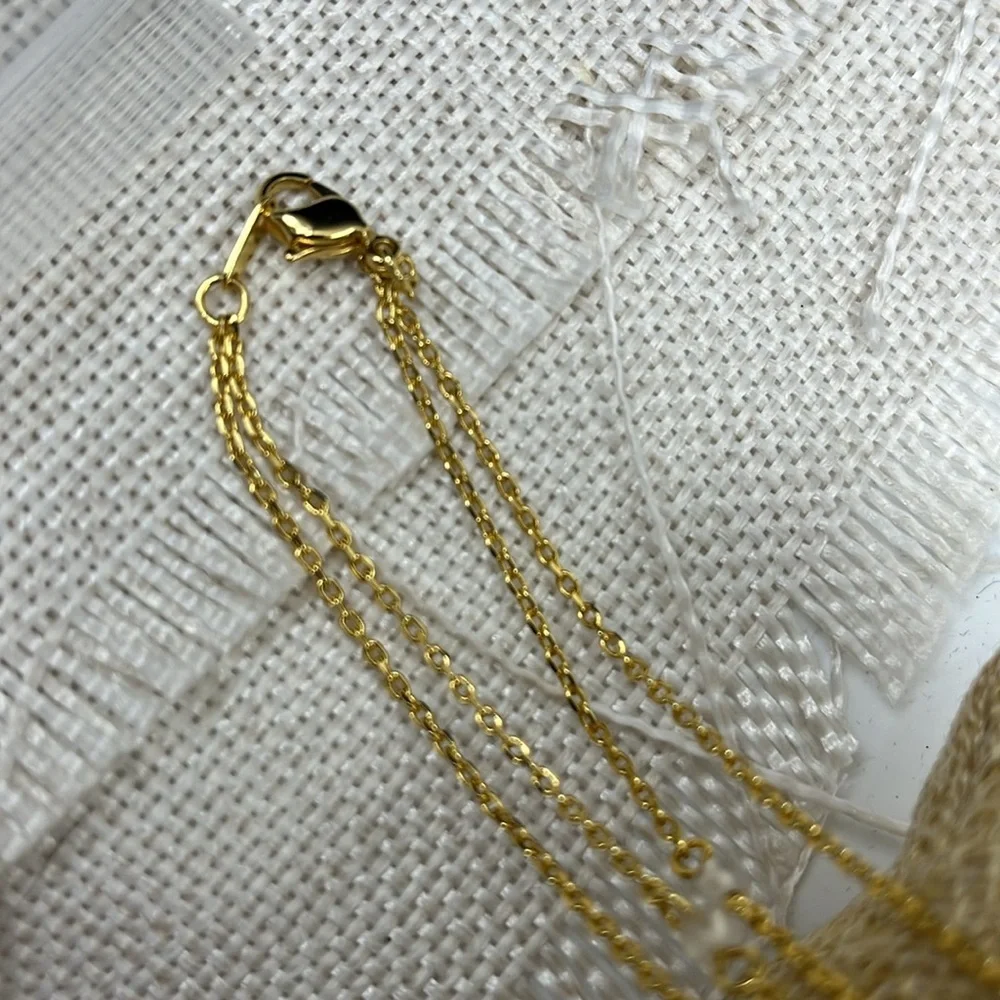 🌟 Elegant Gold-Tone Napier-Inspired Drape Necklace with Pearl Accents - Picture 11 of 14